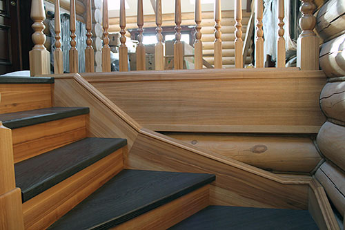 Древесные материалы для лестниц